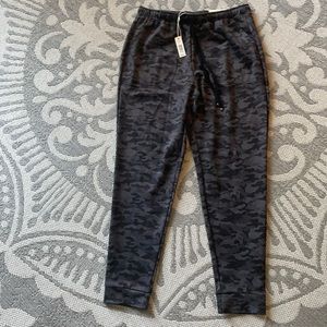 NWT Max Studio Pull-On Joggers